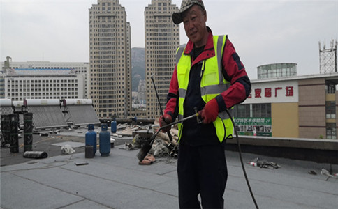 廠房做了防水還漏水怎么辦，一般是什么原因呢？